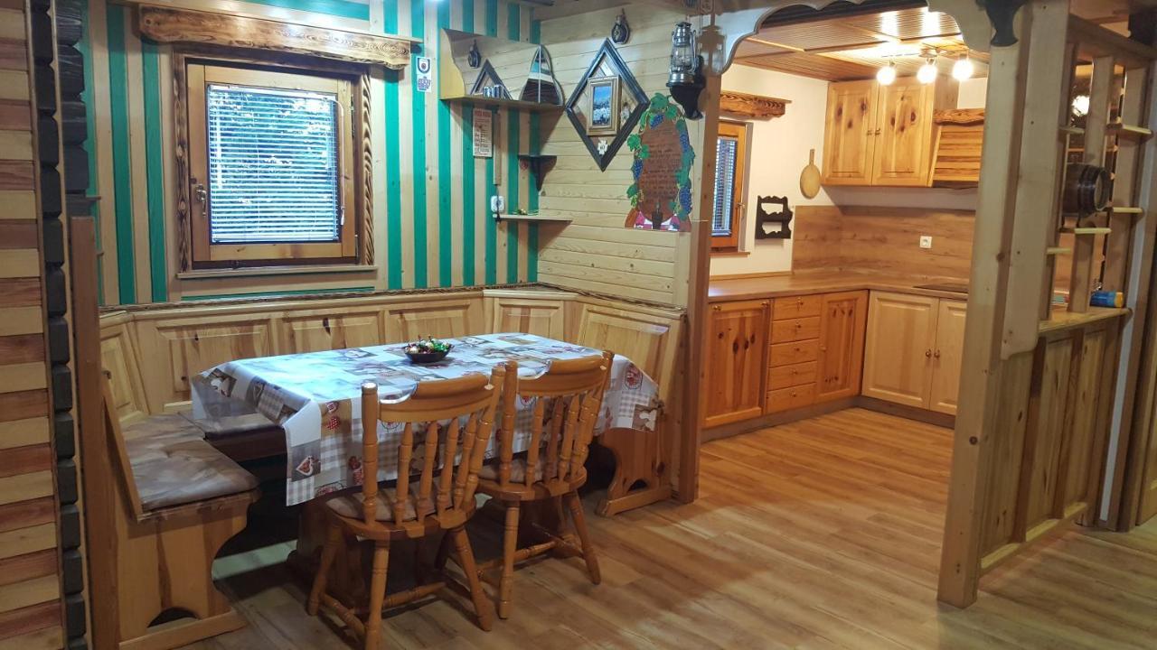 Holiday Home Prdelanca Luče Zewnętrze zdjęcie